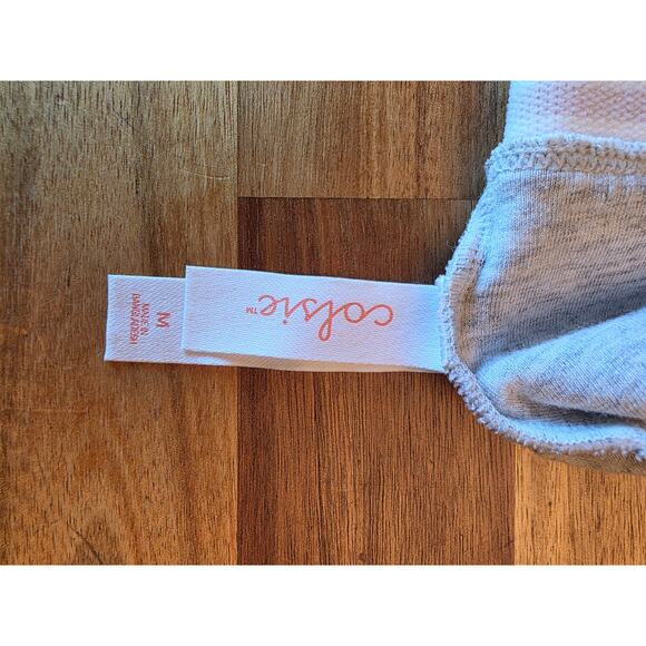 Colsie Triangle Bralette Size Medium Gray with Rainbow Band Wireless Lounge Bra - Picture 4 of 6